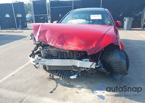 2015 Mercedes-Benz C 350 Sport 4Matic z USA, uszkodzony, nr VIN WDDGJ8JB1FG384094